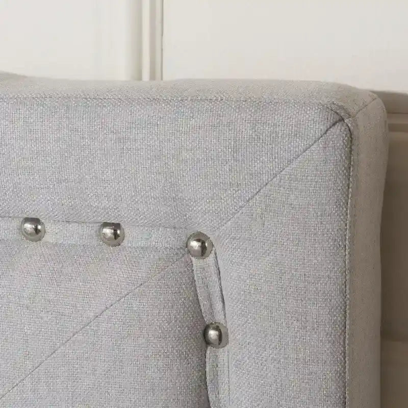 Queen Size Upholstered Tufted Platform Bed