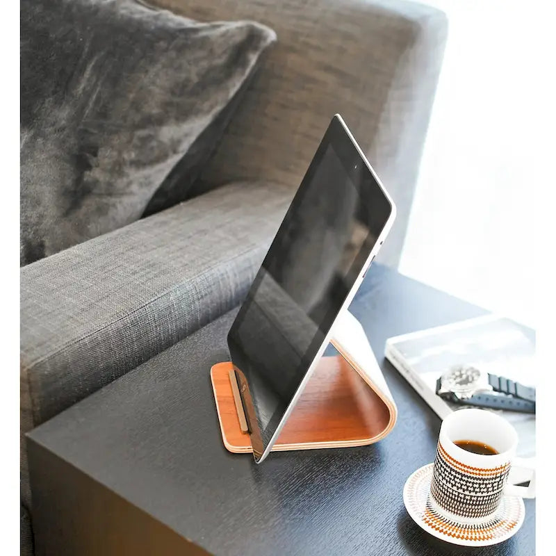 Wooden Tablet Stand – L 5.51 x W 4.72 x H 4.53